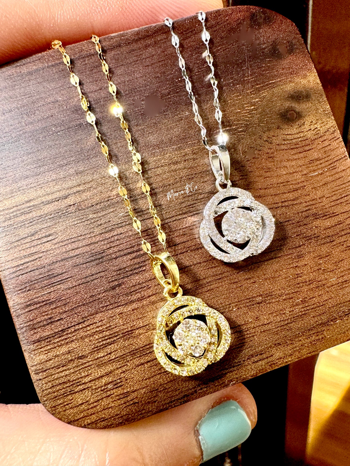 Ladyboss necklace