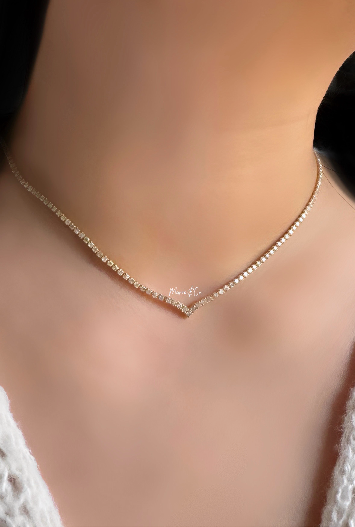 V Tennis Necklace