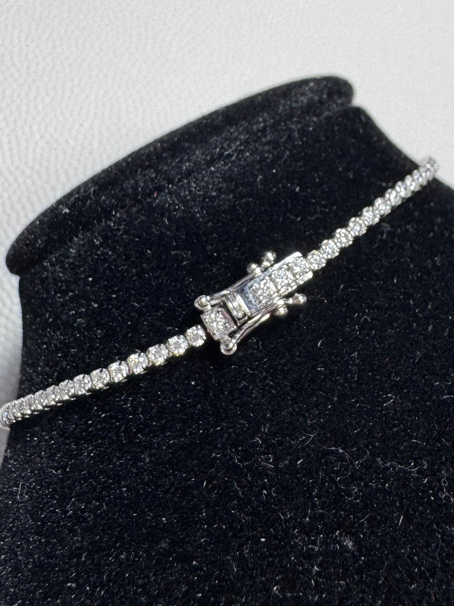 Tennis Bracelet 1ct box type