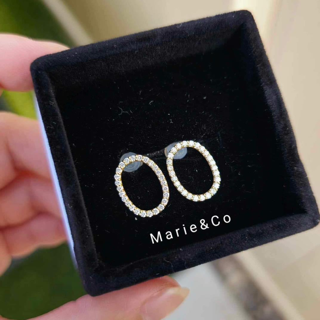 oval diamond earrings