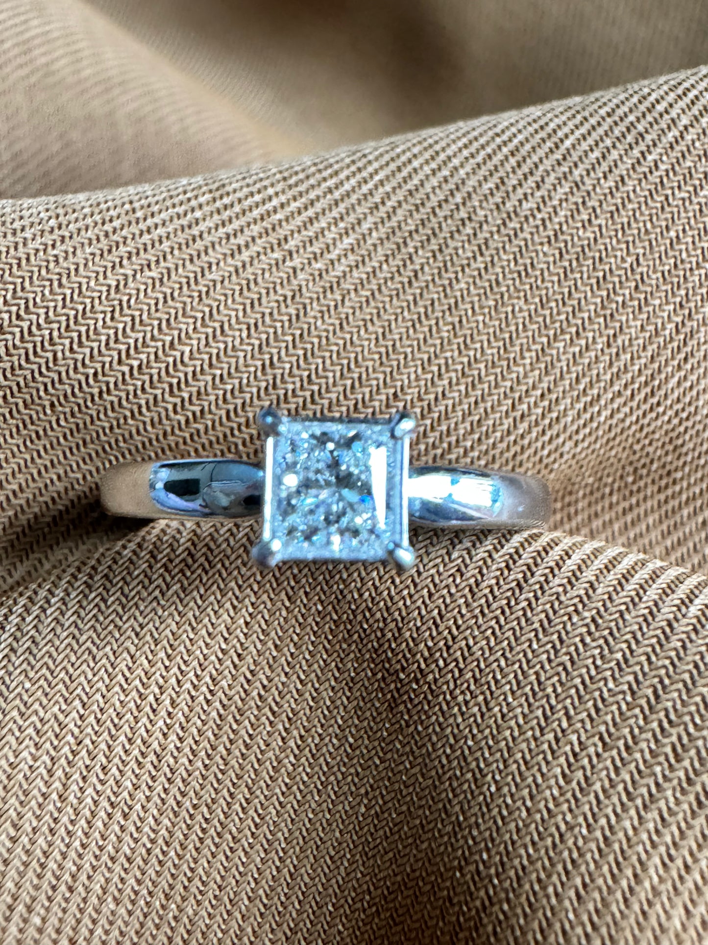 Princess cut ring (GIA)