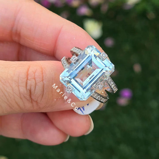 Aquamarine ring
