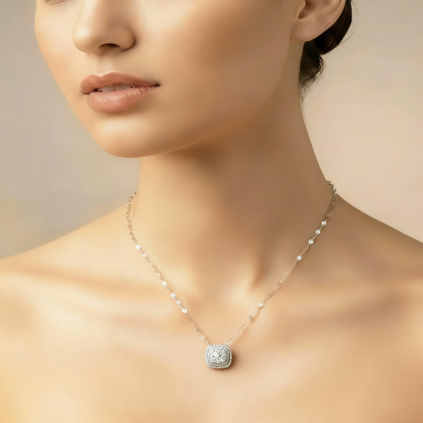 Table Necklace