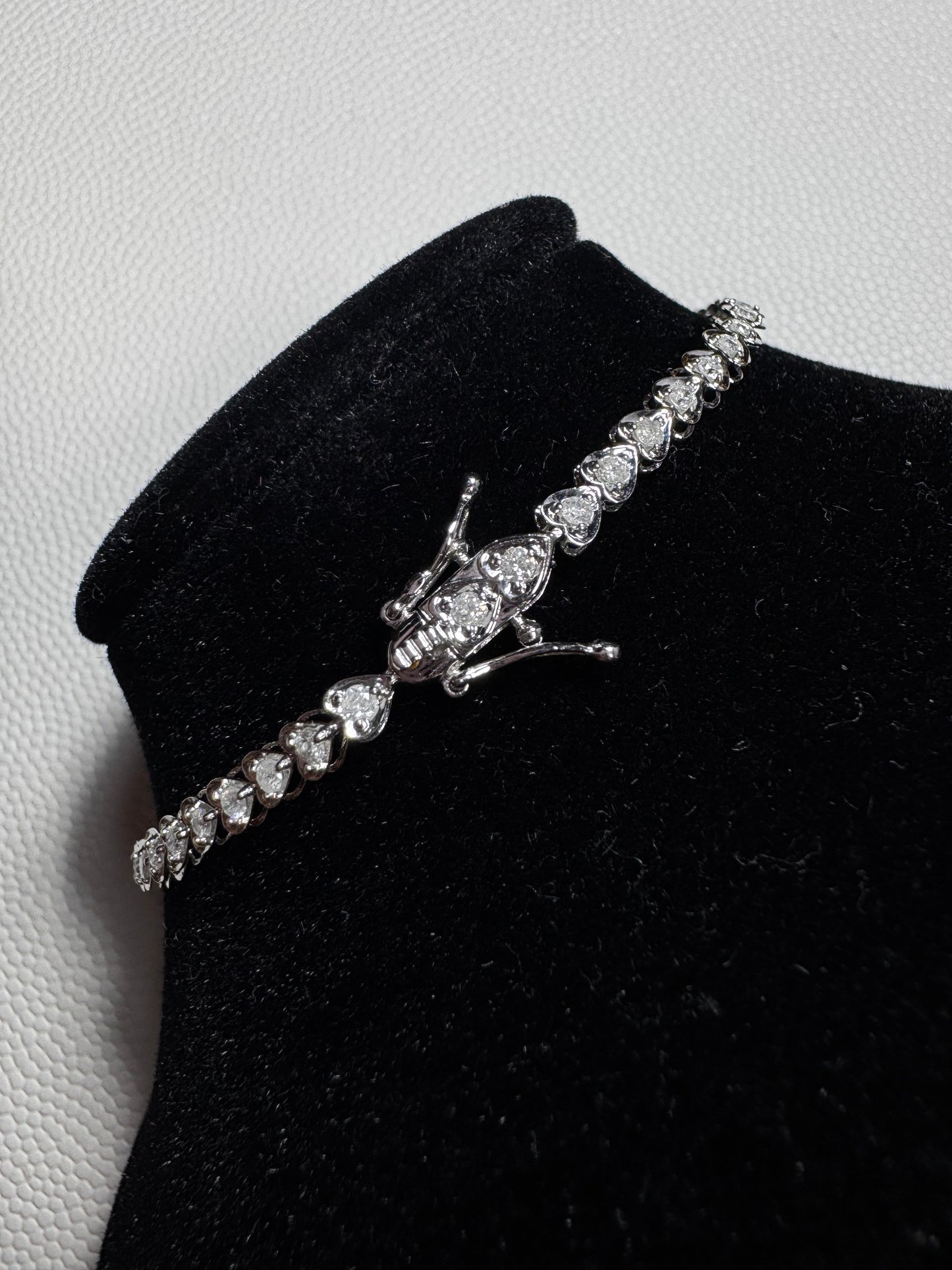 Heart 1ct tennis bracelet
