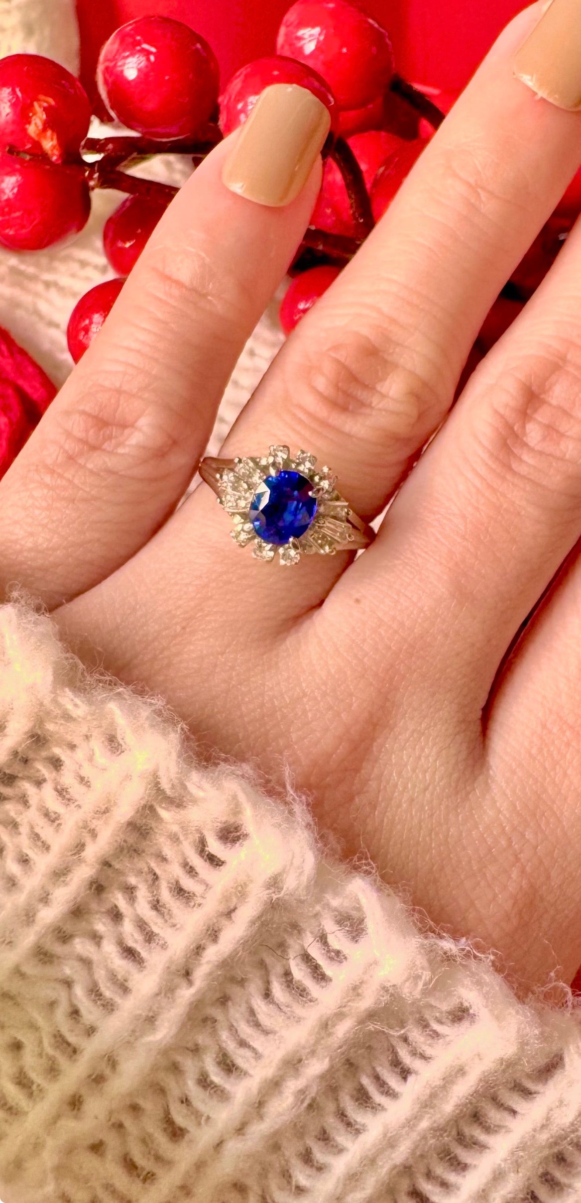 Elegant Blue Sapphire with Diamonds