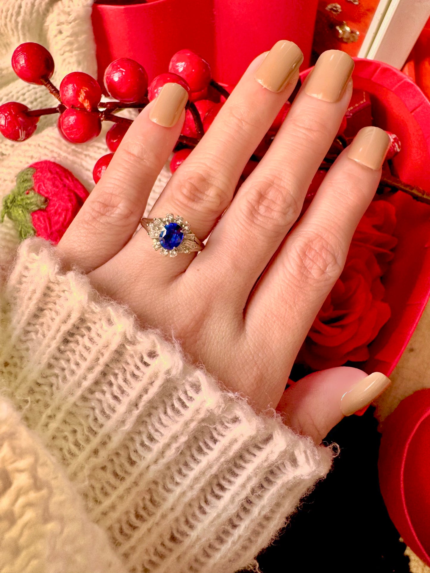 Elegant Blue Sapphire with Diamonds